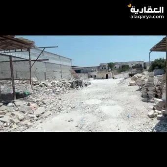 #حوش للبيع في الدرين مساحه 30*60