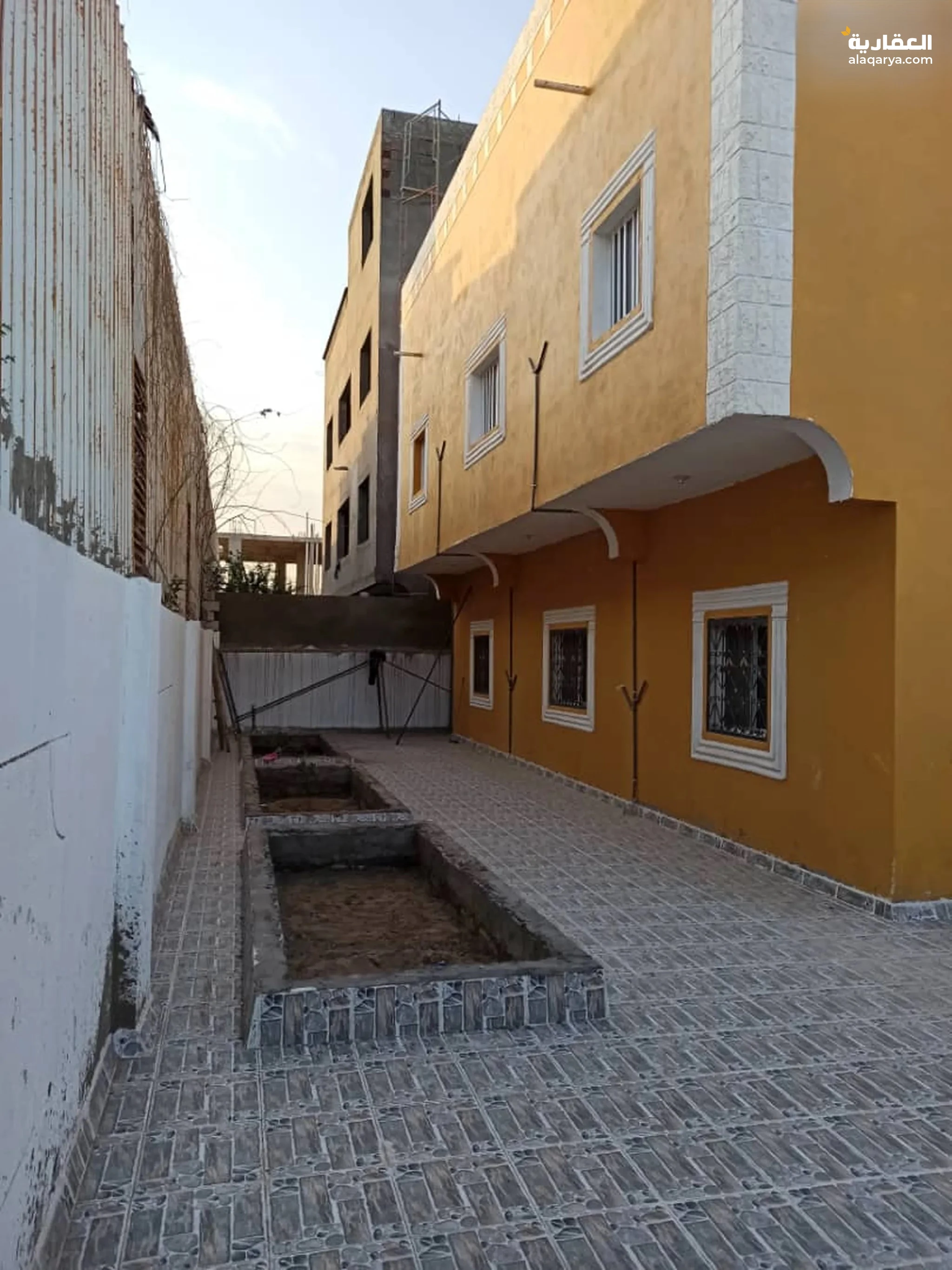 للبيع فيلا او للايجار في عدن الشعب ..