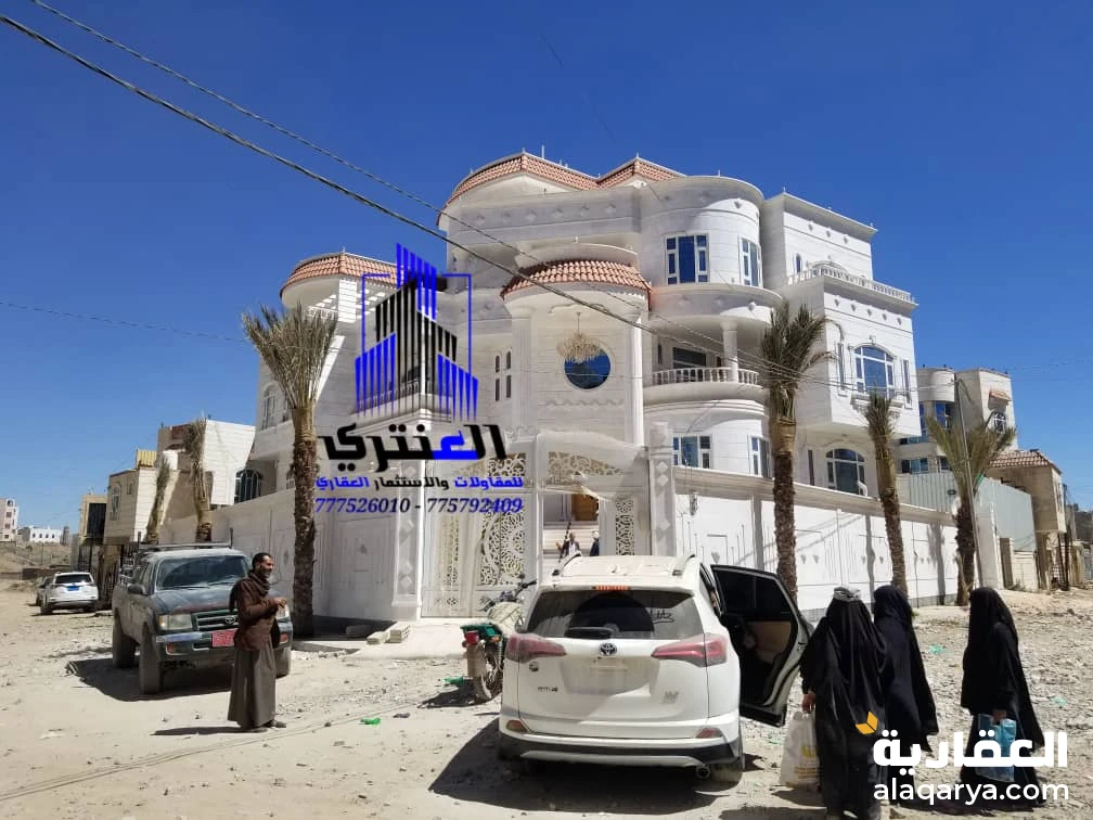 قصر ملكي رخام ثلاثة دور وبدروم وطيرمانة مع المسبح رخام..