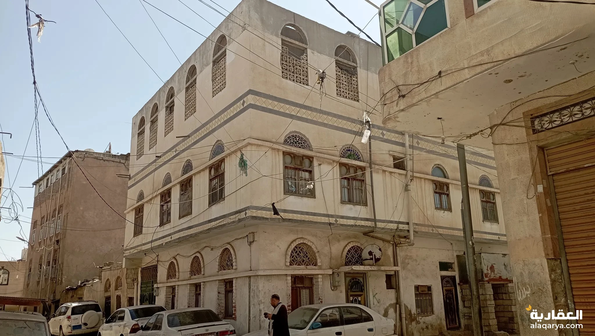 #بيت للبيع ثلاثه دور على شارعين في مذبح