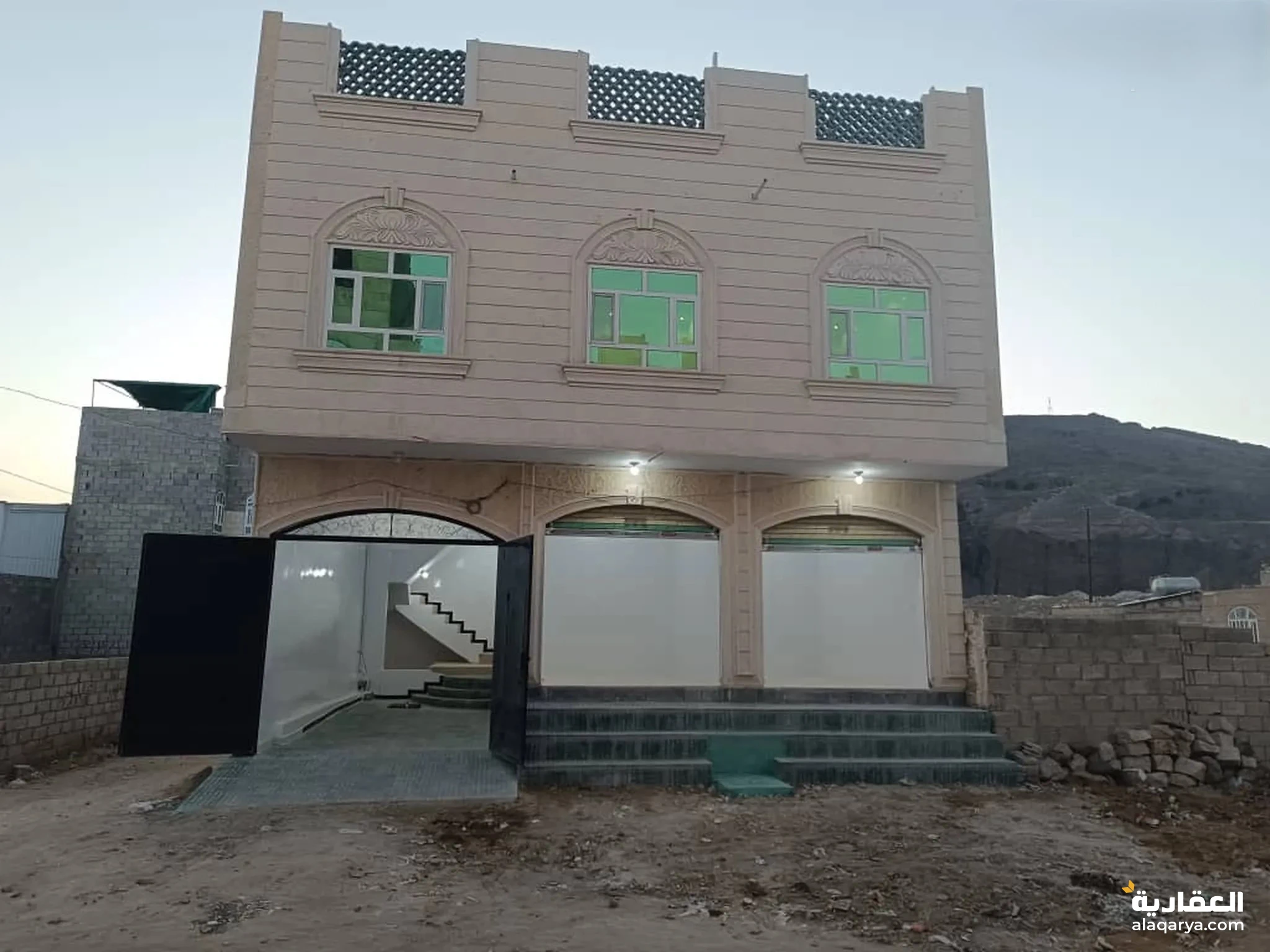 #منزل مسلح هردي قواعد كامل 14 قاعده ع شارعين 14 و 4 و مرايه لشارع 14... درجه ثانيه من الخط العام