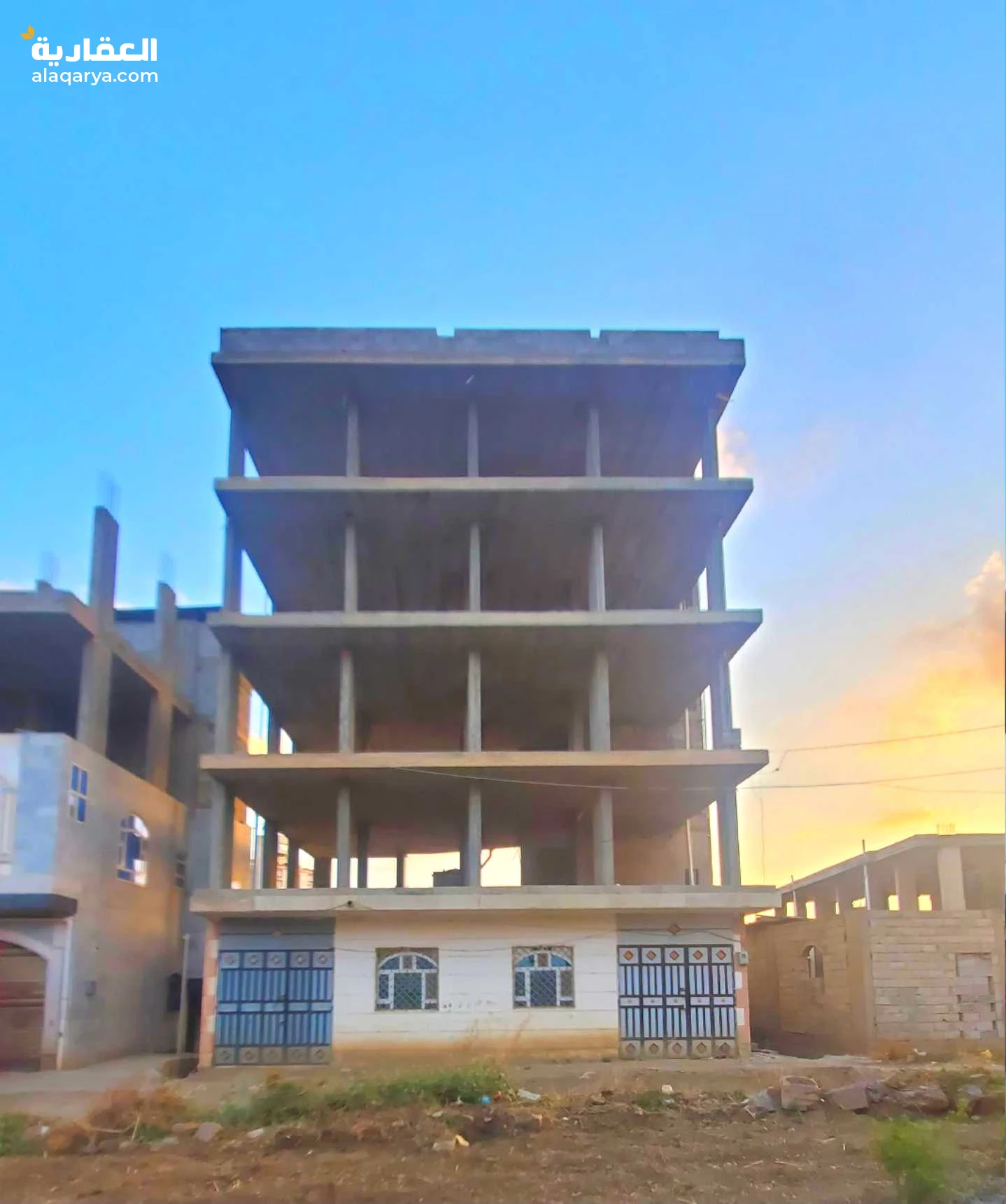 عماره5ادوار سكني للبيع في مدينة إب