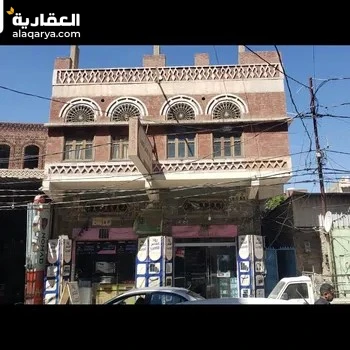 #للبيع علئ خط الرئيسي هايل شارع الرقاص