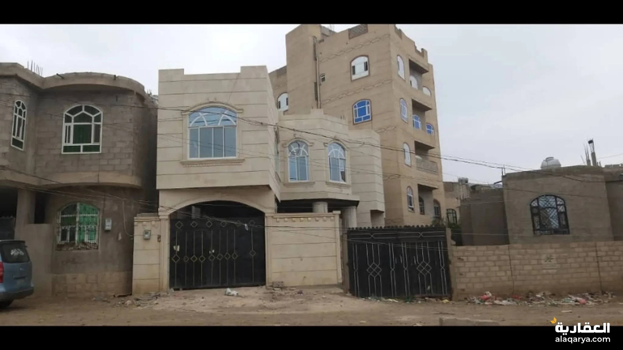 #فله للبيع الحي الرقي عصر قمه في الروعه مهويه من جميع الجهات حديقه مدخل سياره واجهه حجر كلها