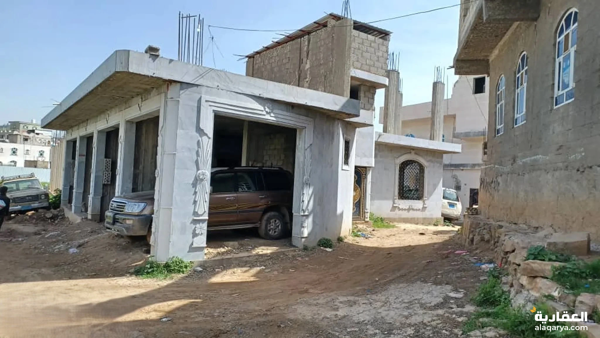 #عماره في سائلة جبله شبه مشطبه بميه وعشرين مليون قابل لتفاوض بالمعقول