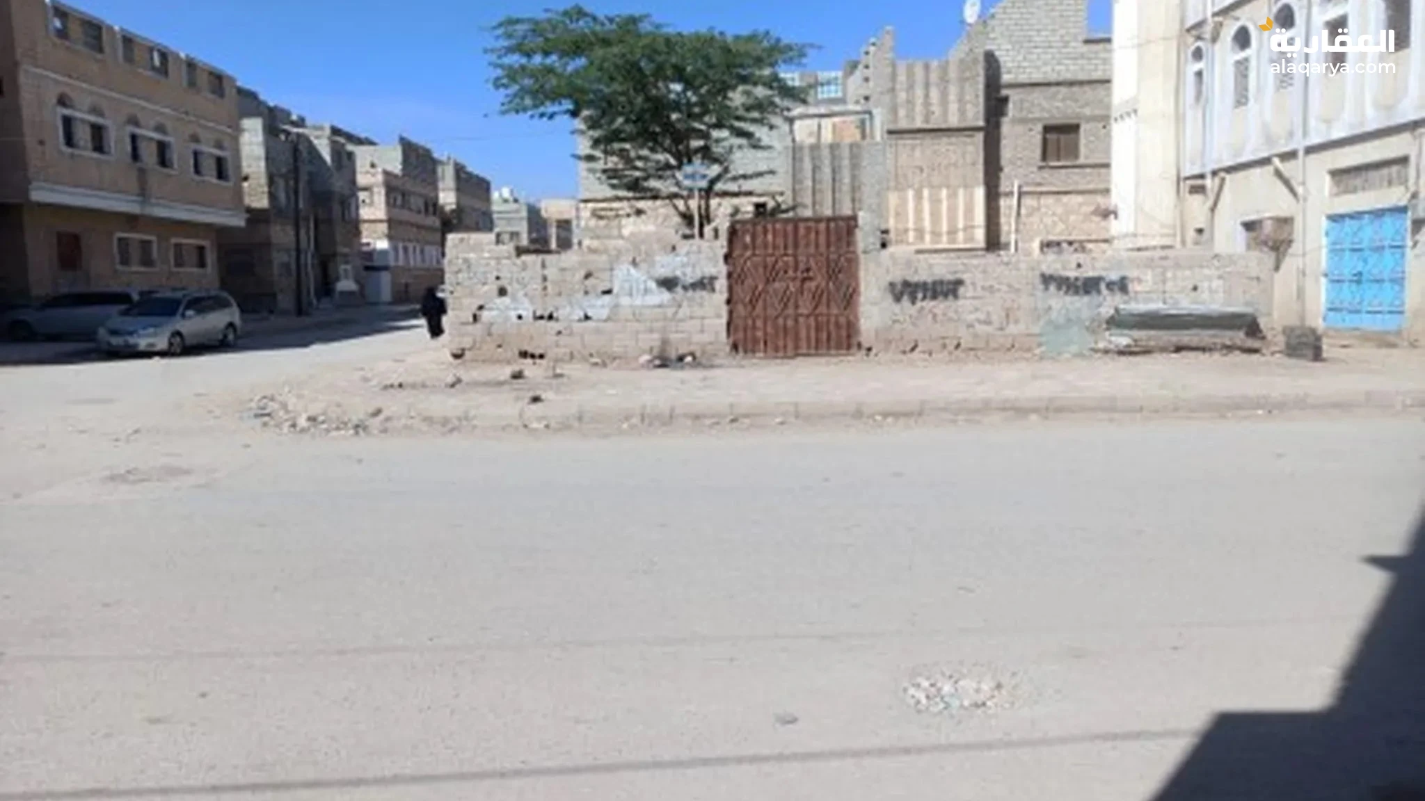 #ارض للبيع على اربع شوارع- المكلا - فوه القديمة