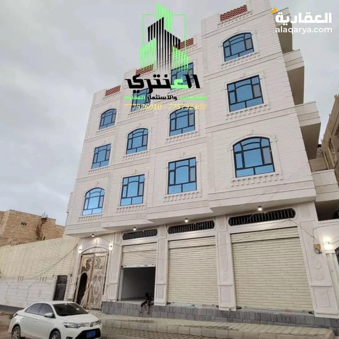 عمارة تجارية أربعة دور وبدروم سوبر لوكس.