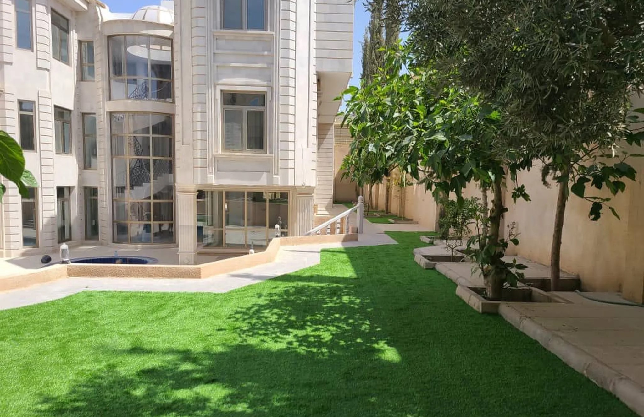 #فله ملكيه تصميم اوربي مع المسبح للبيع في بيت بوس رخام مشطبه لكس بسعر مغري من البايع راسا