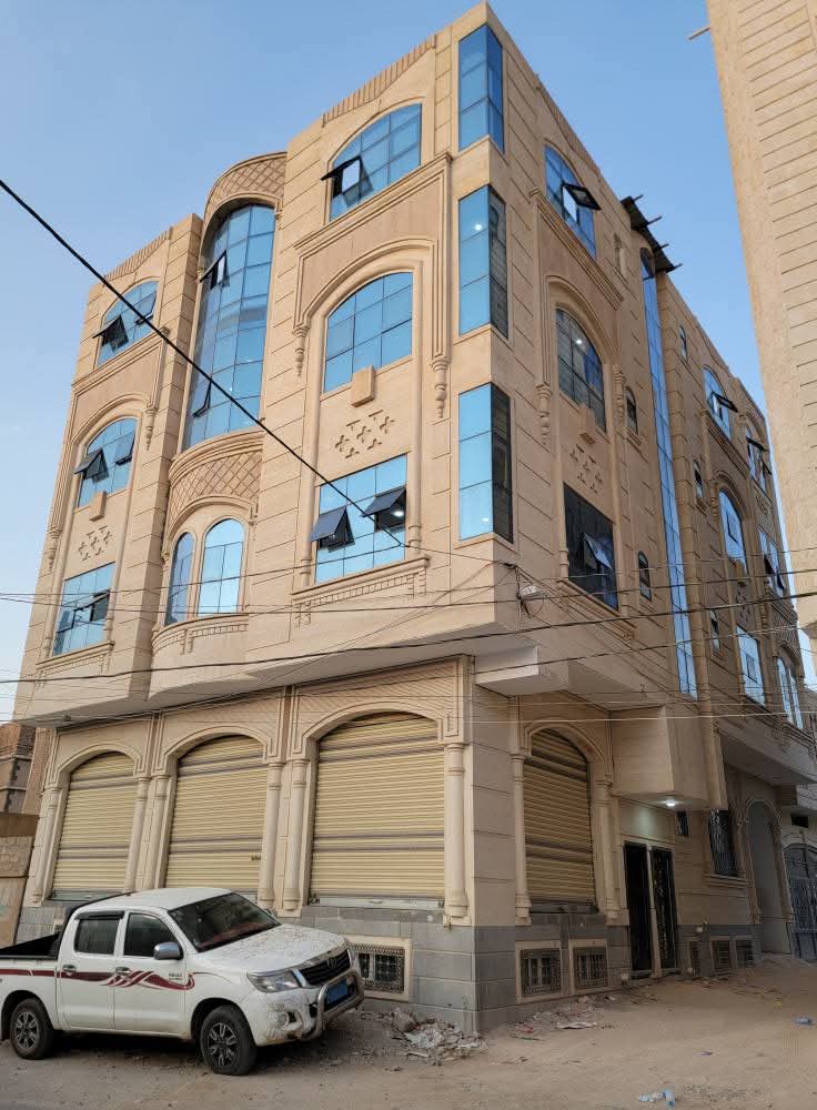 للبيـــــــــع عماره اربعة ادوار وبدروم حجر