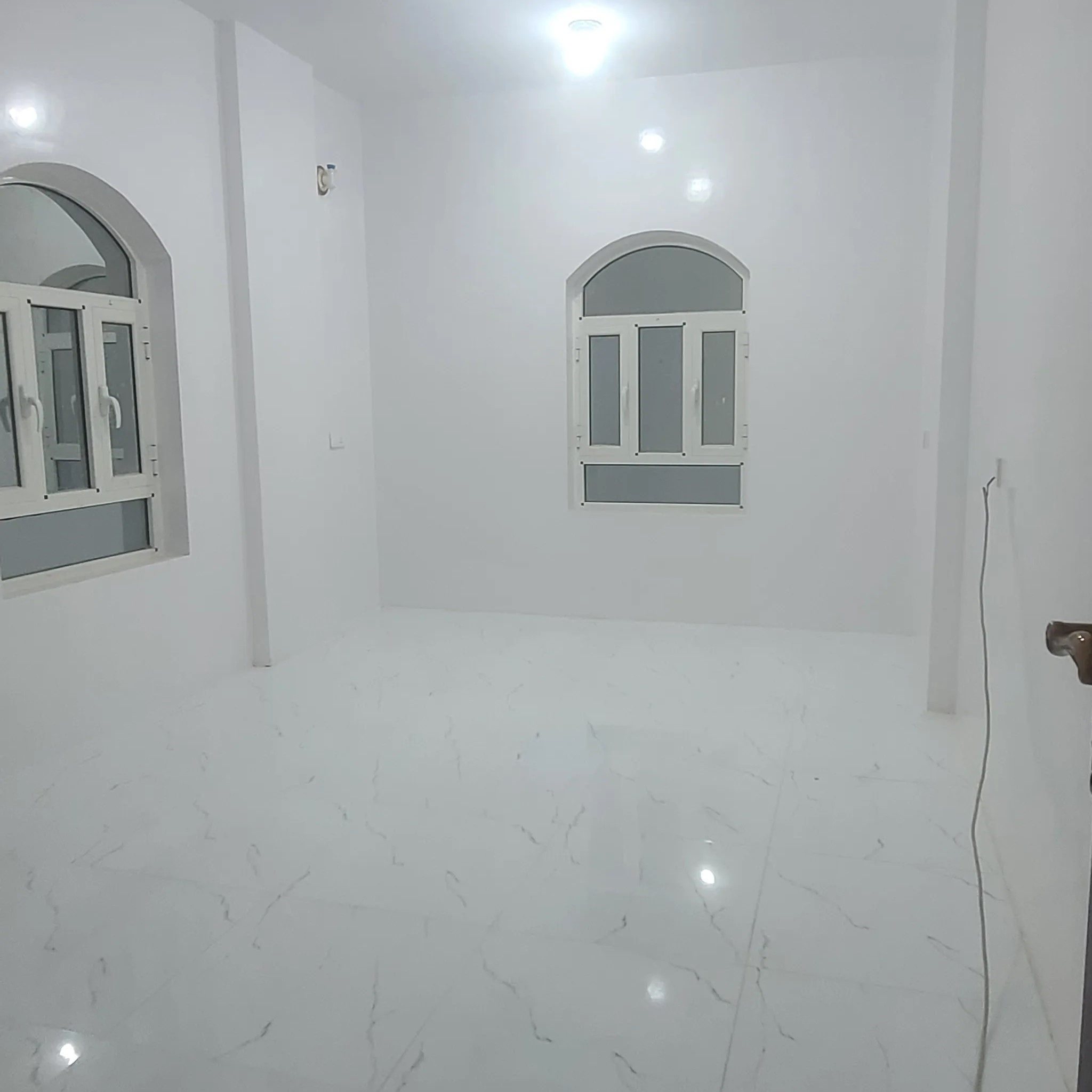 #شقق جديد من 60 ومن 70 عند المشاتل حق السبعين من غرفتين وحمام ومطبخ