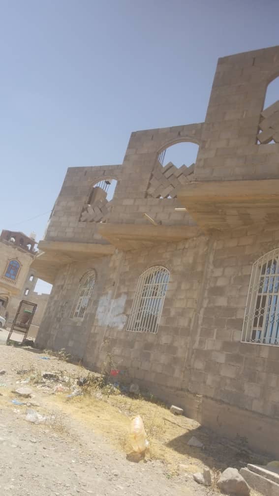 للبيع أرض سكنية في الحثيلي هيلانة