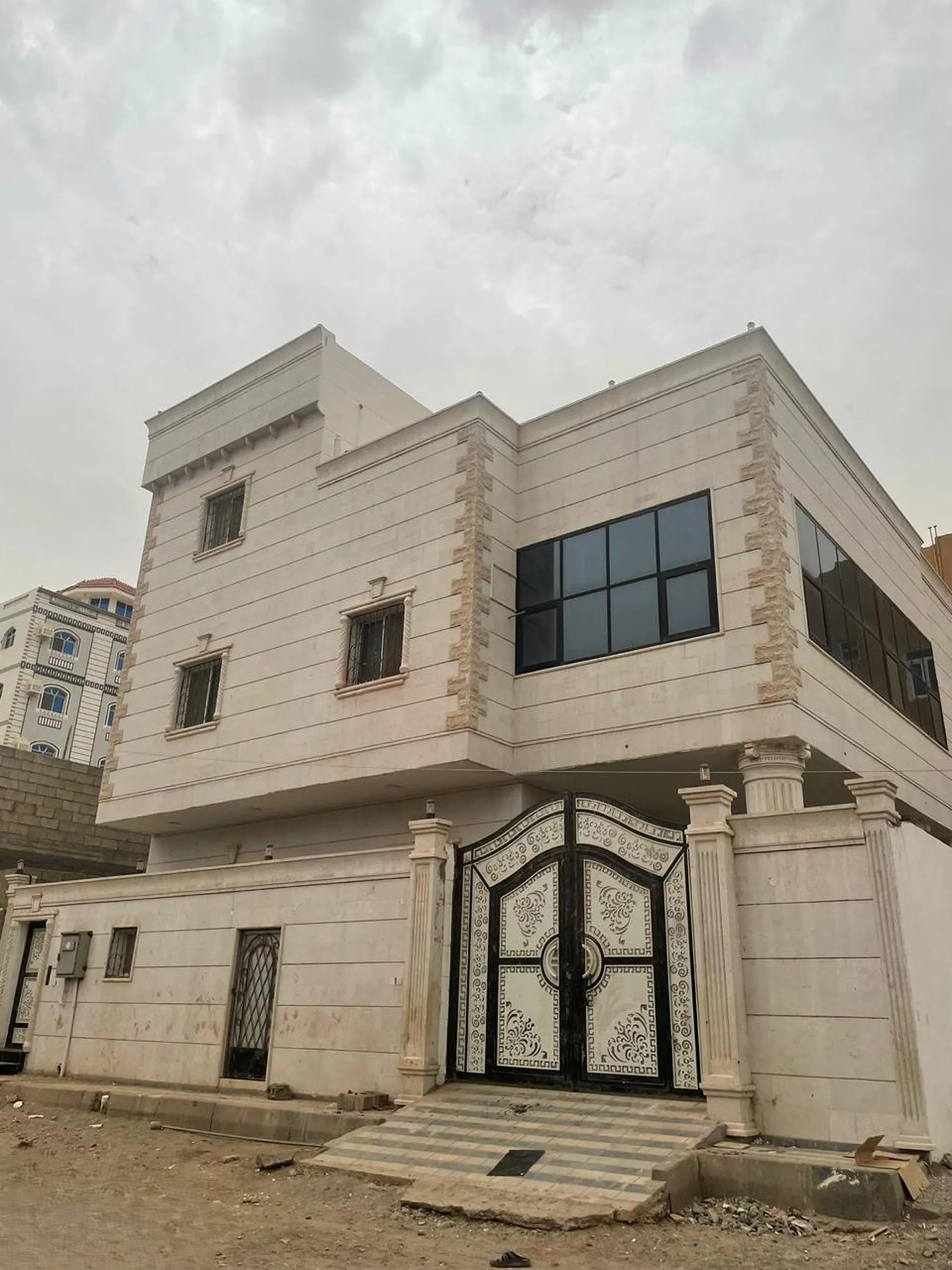 #فيلا فخمة جدا جديدة وعرطة تصميم خليجي