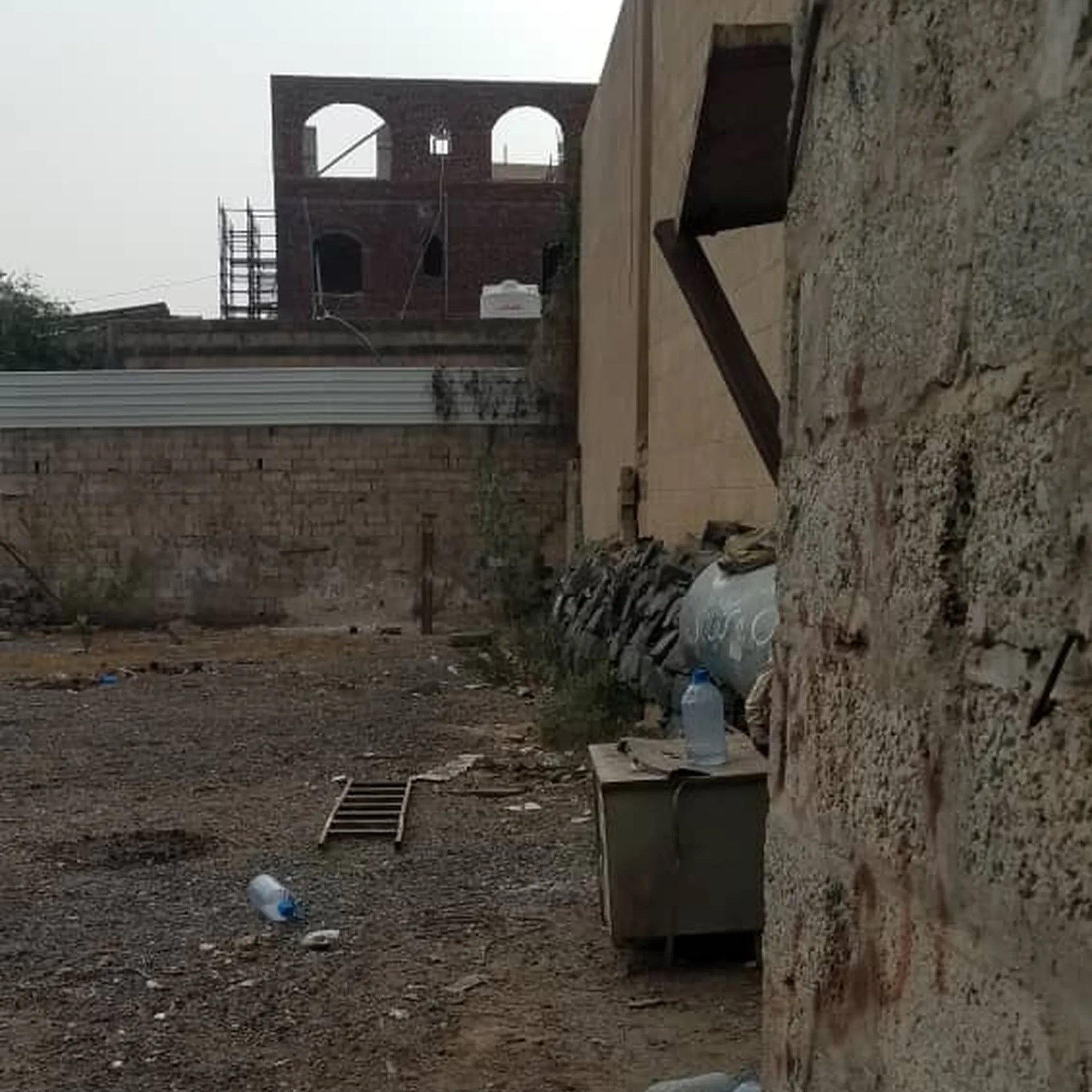 #ارض ركنية ع شارعين 12 و 12 ركنية 13 لبنة متفرعه من شارع الجزائر بسعر 30 مل للبنة وسعر المنطقة من 55م