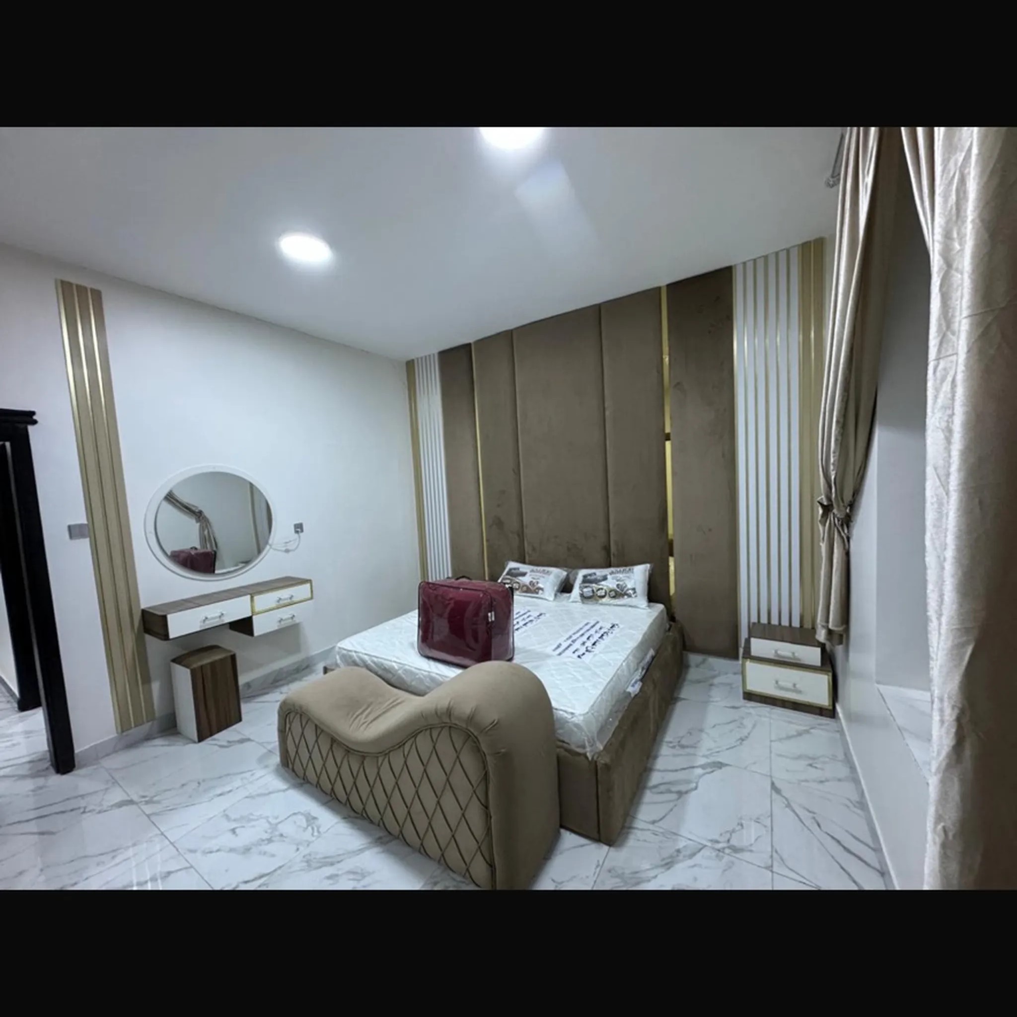 #شقه مفروشه فاخره للايجارفي الاصبحي