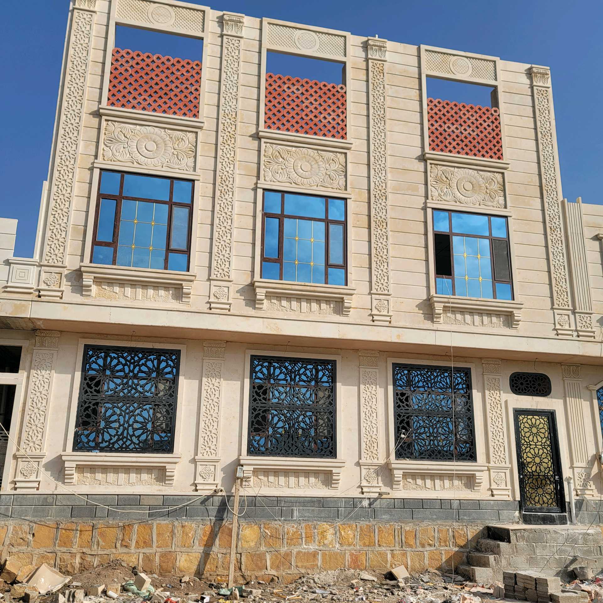 صنعاء  الحثيلي