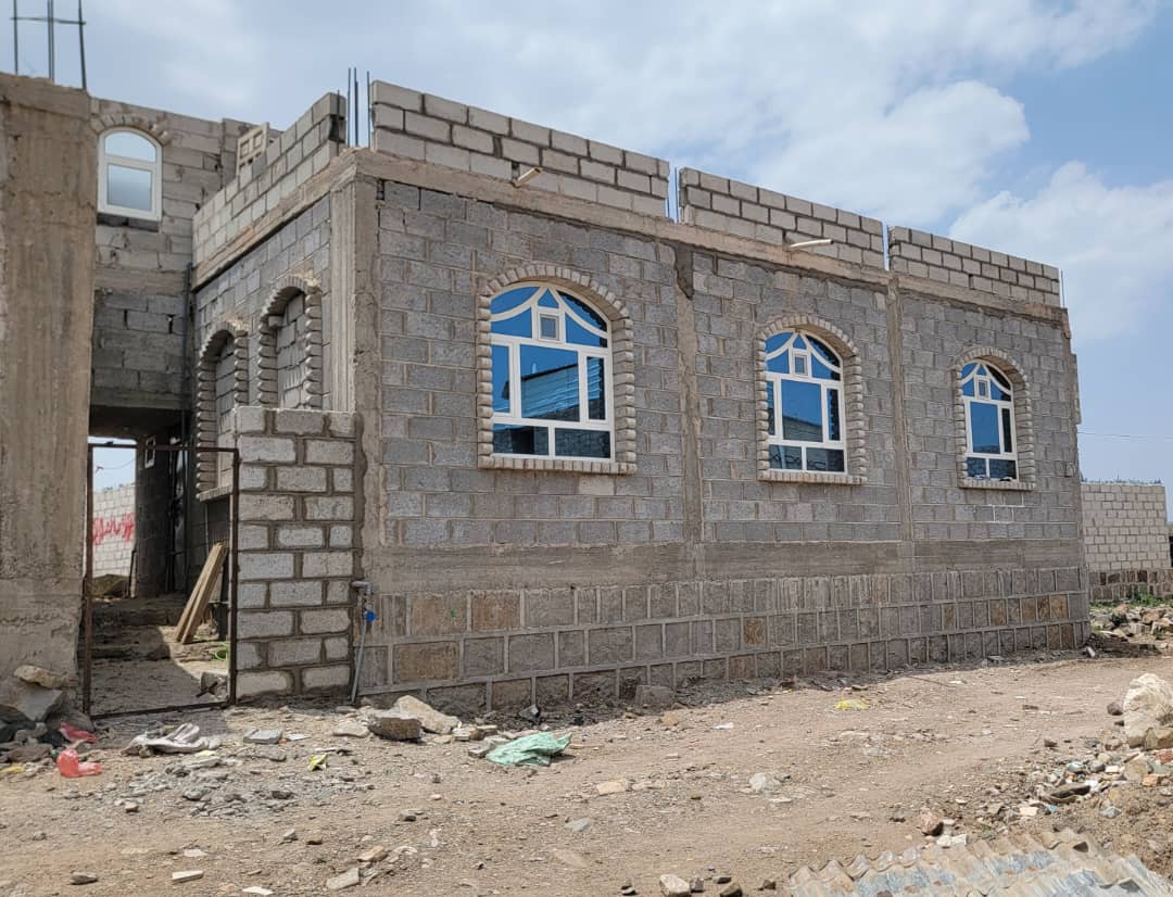 تم تخفيظ سعر البيت الى 14 مليون ووووو وينو طايع والديه بيت مسلح مصمم سيراميك كله