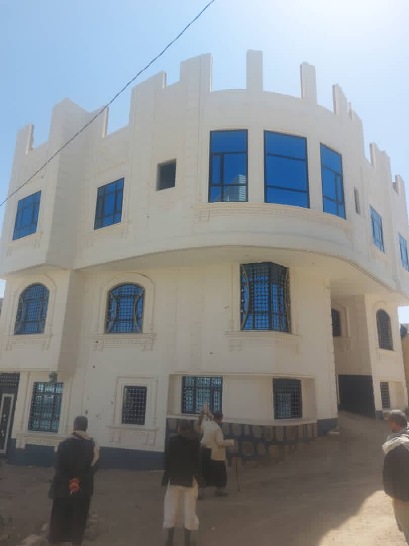 عمارة للبيع عرطة