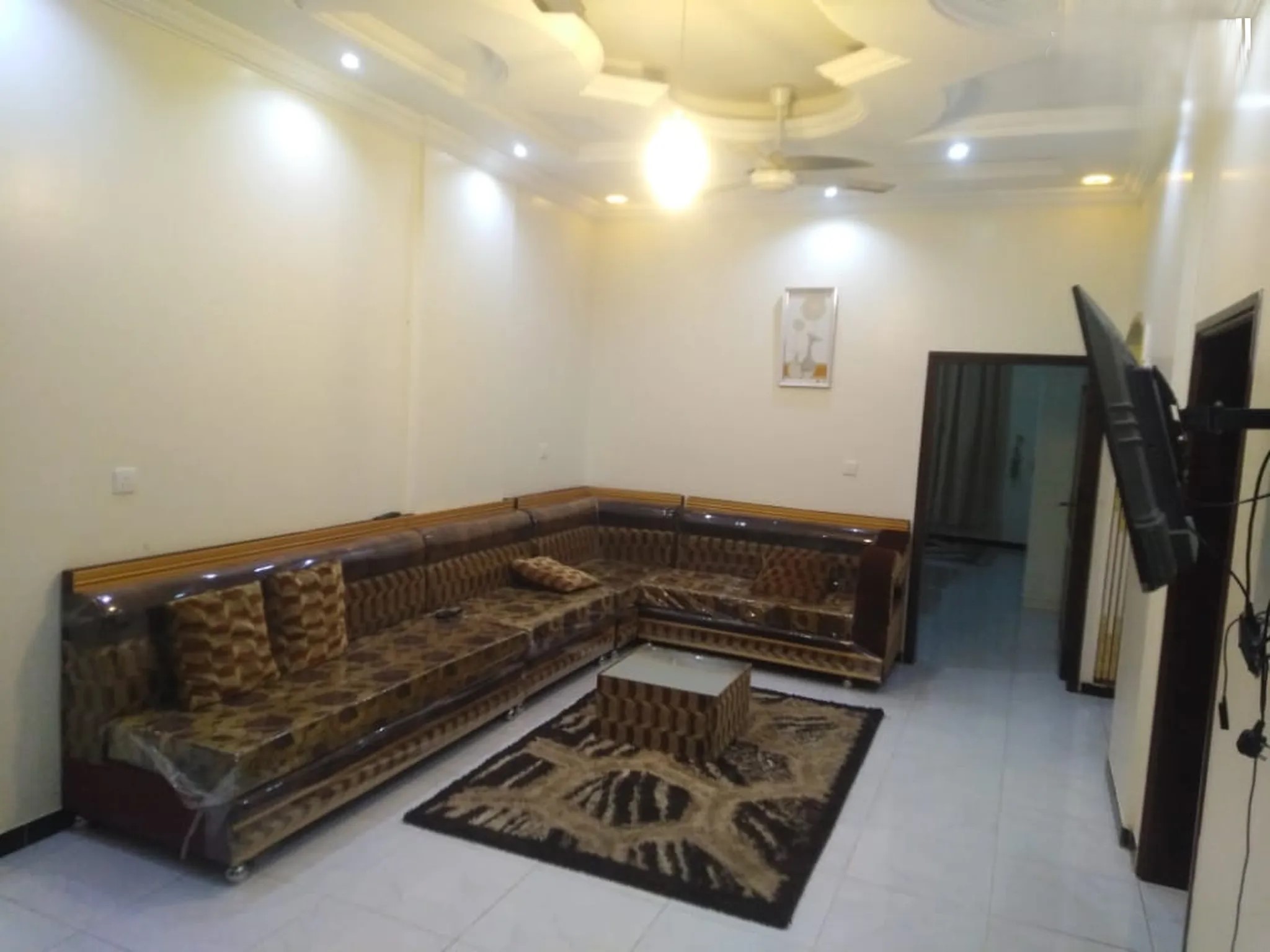 #شقه مفروشه عدن المنصورة التسعين