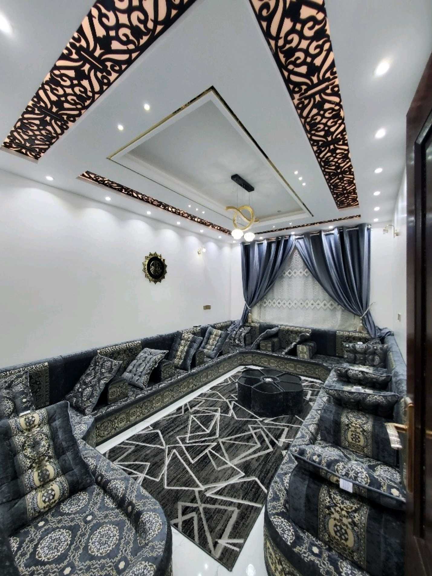 شقق مفروشه ملكي للايجار صنعاء بيت بوس | للتواصل 772960797