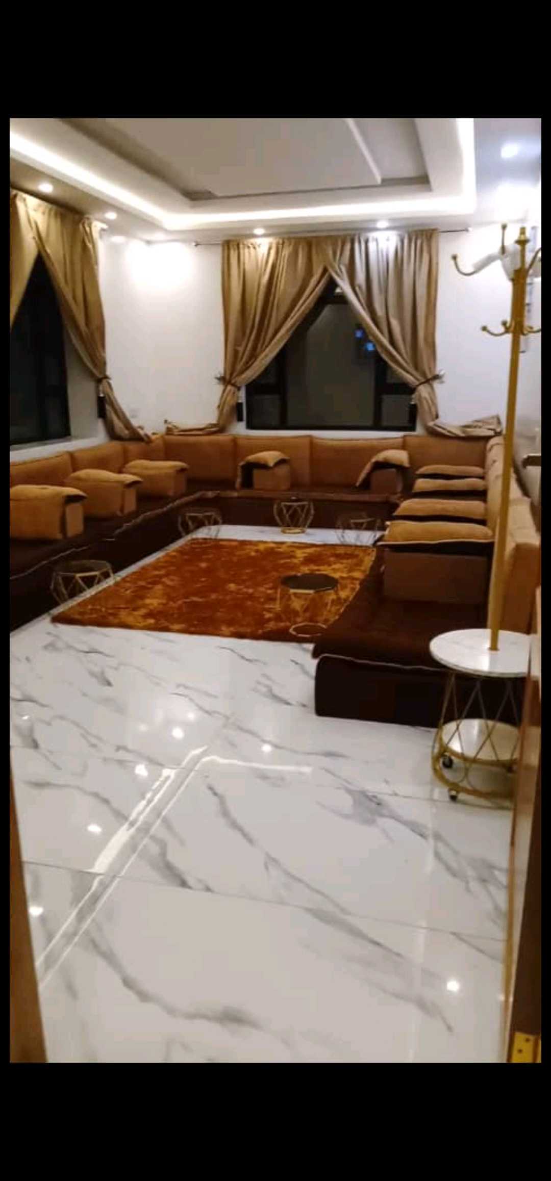 شقه مفروشه فاخرخ  للايجار في حده المدينه