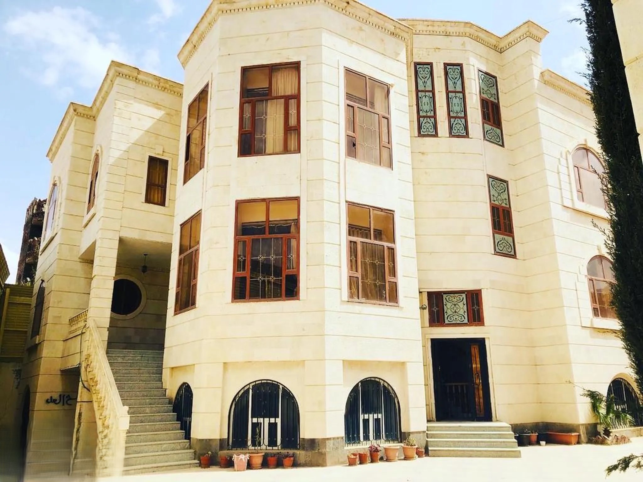 #فله مفروشه للإيجار