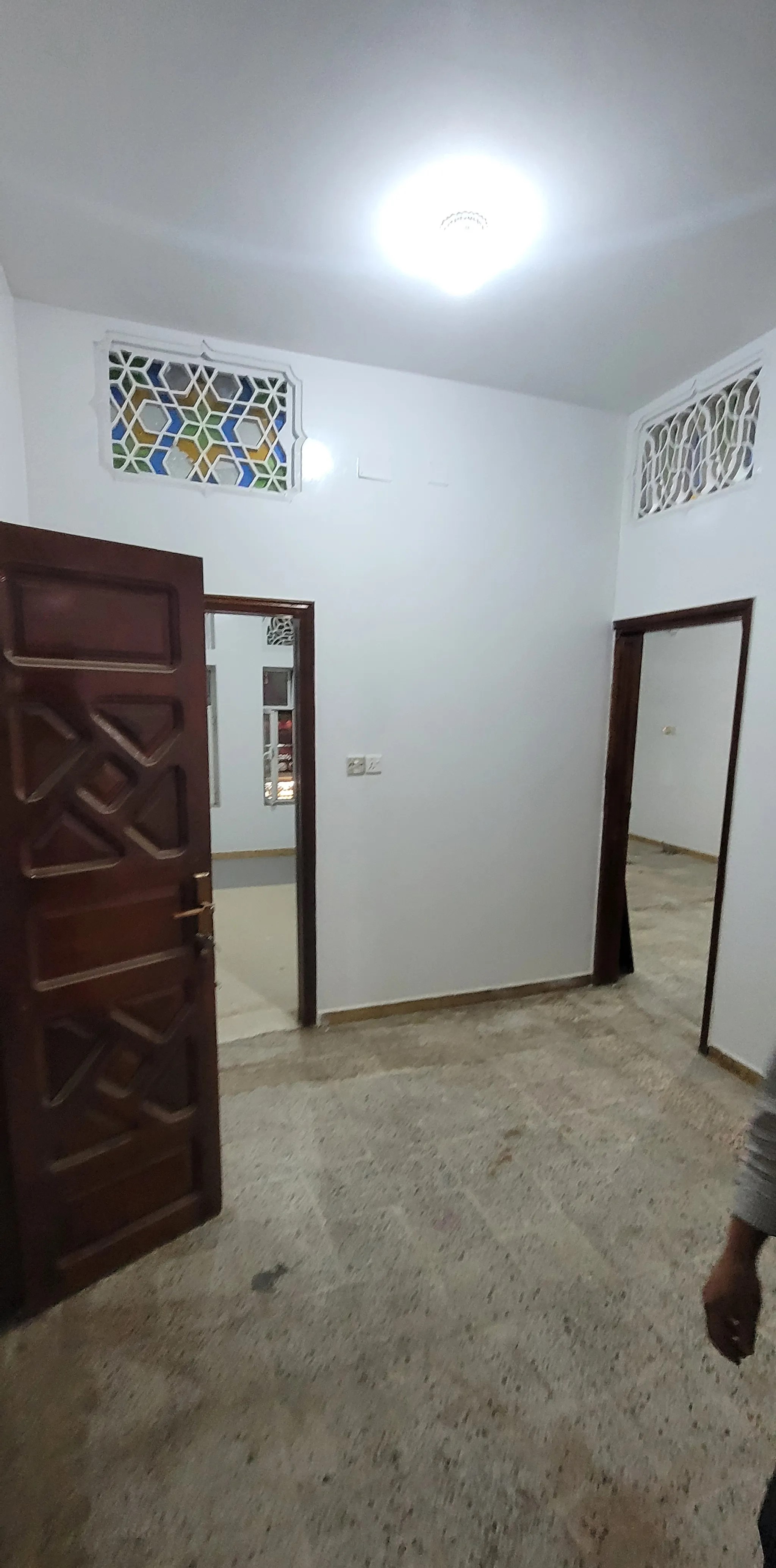 #شقة للايجار في الزبيري 4غ سرميك لوكس