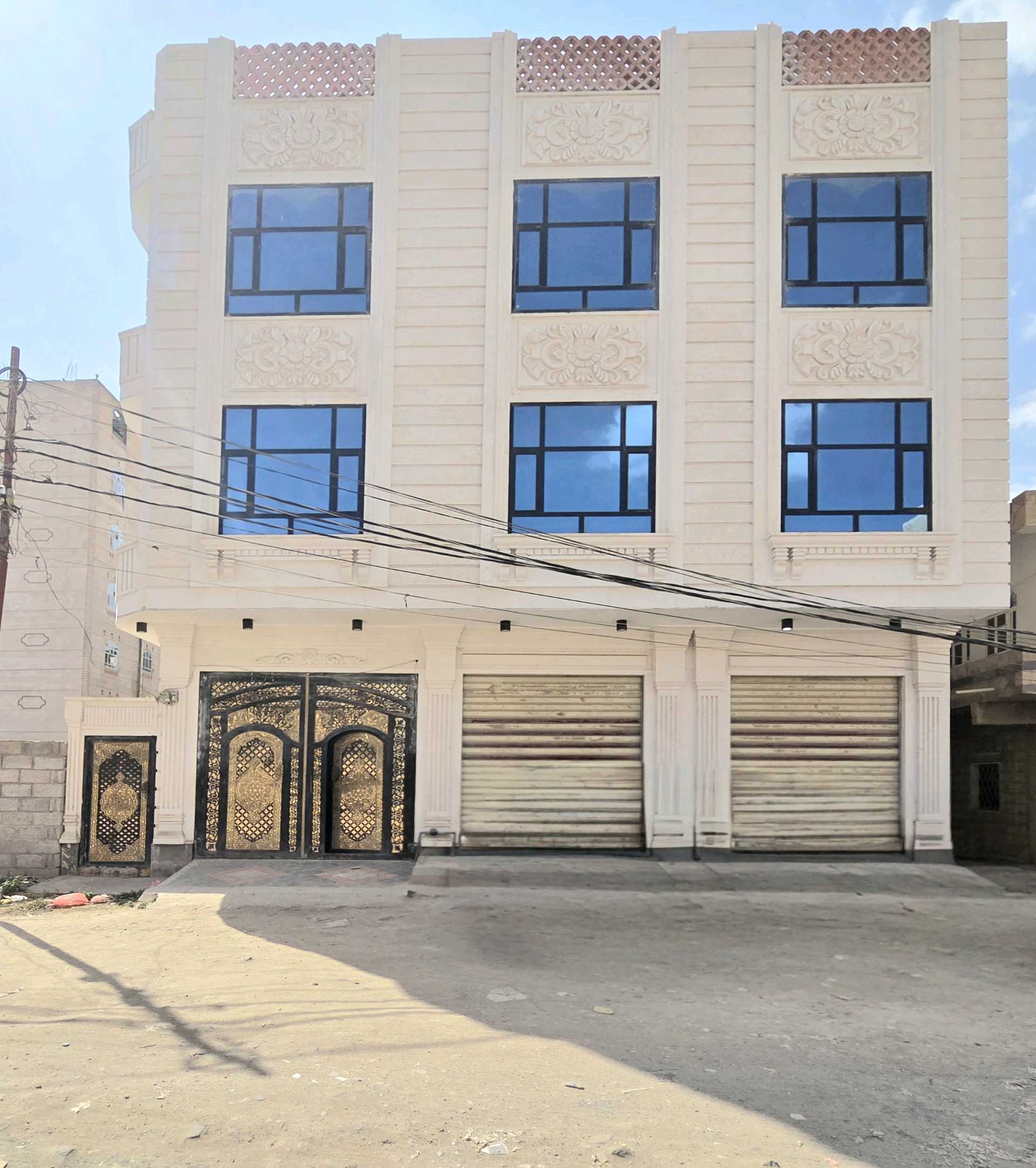 للبيع عمارة استثمارية فاخرة – أول ساكن | تشطيب VIP📍 الموقع: صنعاء – شارع الستين