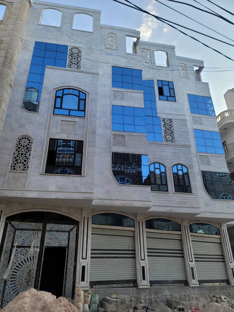 عماره استثماريه تجاريه رخام للبيع سعوان شارع النصر