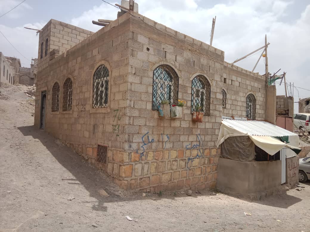 بعد سوق حزيز في منطقة البورزان