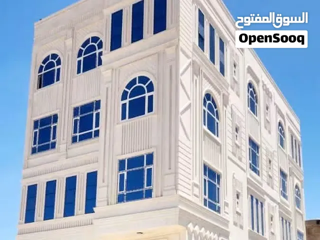 عماره سكنيه 3 شوارع للبيع في بيت بوس حي الشباب بسعر170مليون كل دور شقه نظام فيلا تشطيب ديلكس vipروعه