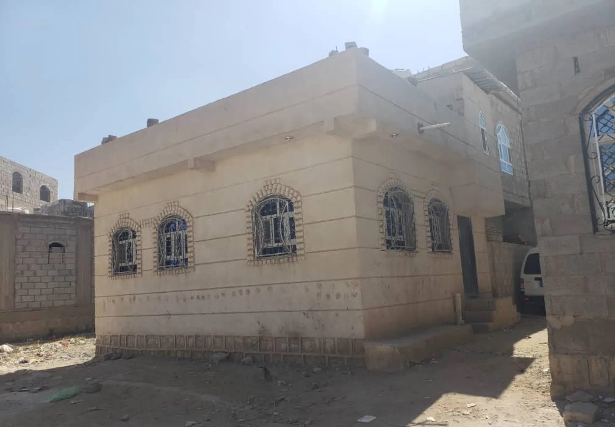 #معنا بيت للببيع عرطه عرطه قوي سعرها عشره مليون وخمس ميه ريال