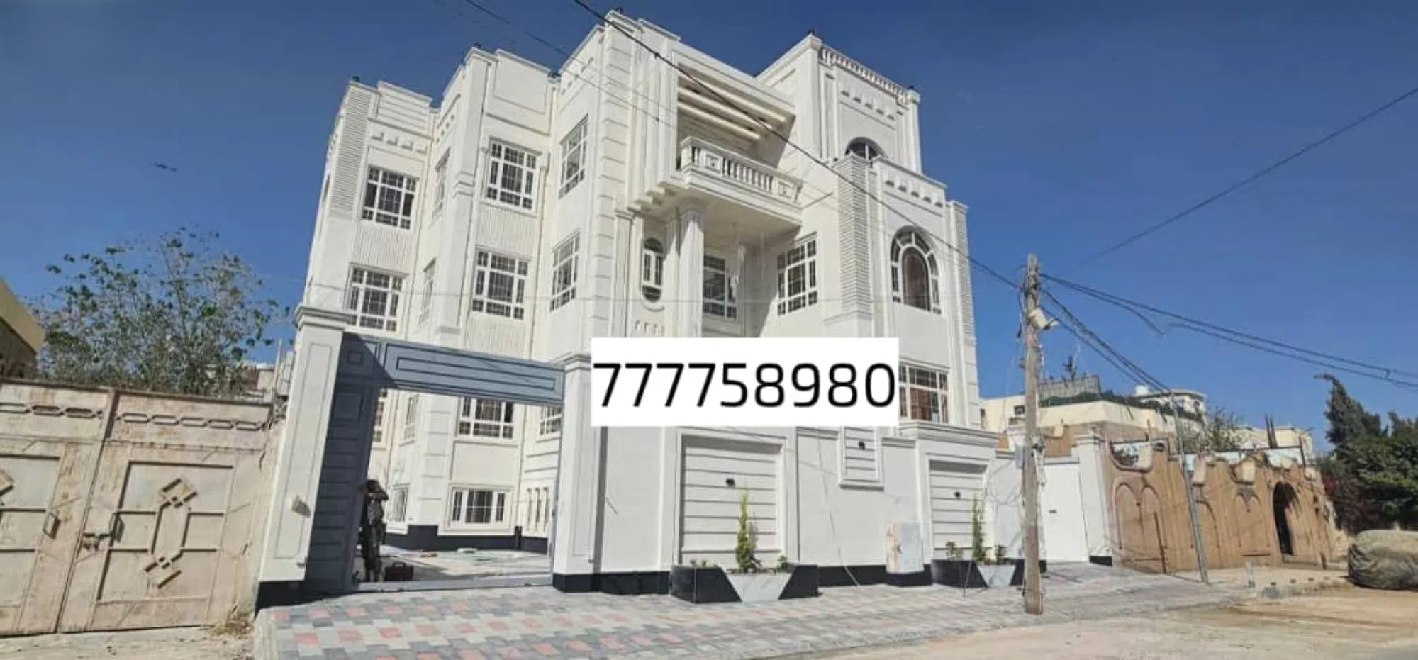 #فله للبيع ثلاثه دور وبدروم حجر مسلح تسليح ممتاز مشطب لووووكس عمل شخصي حي راقي ومتوفر جميع الخدمات