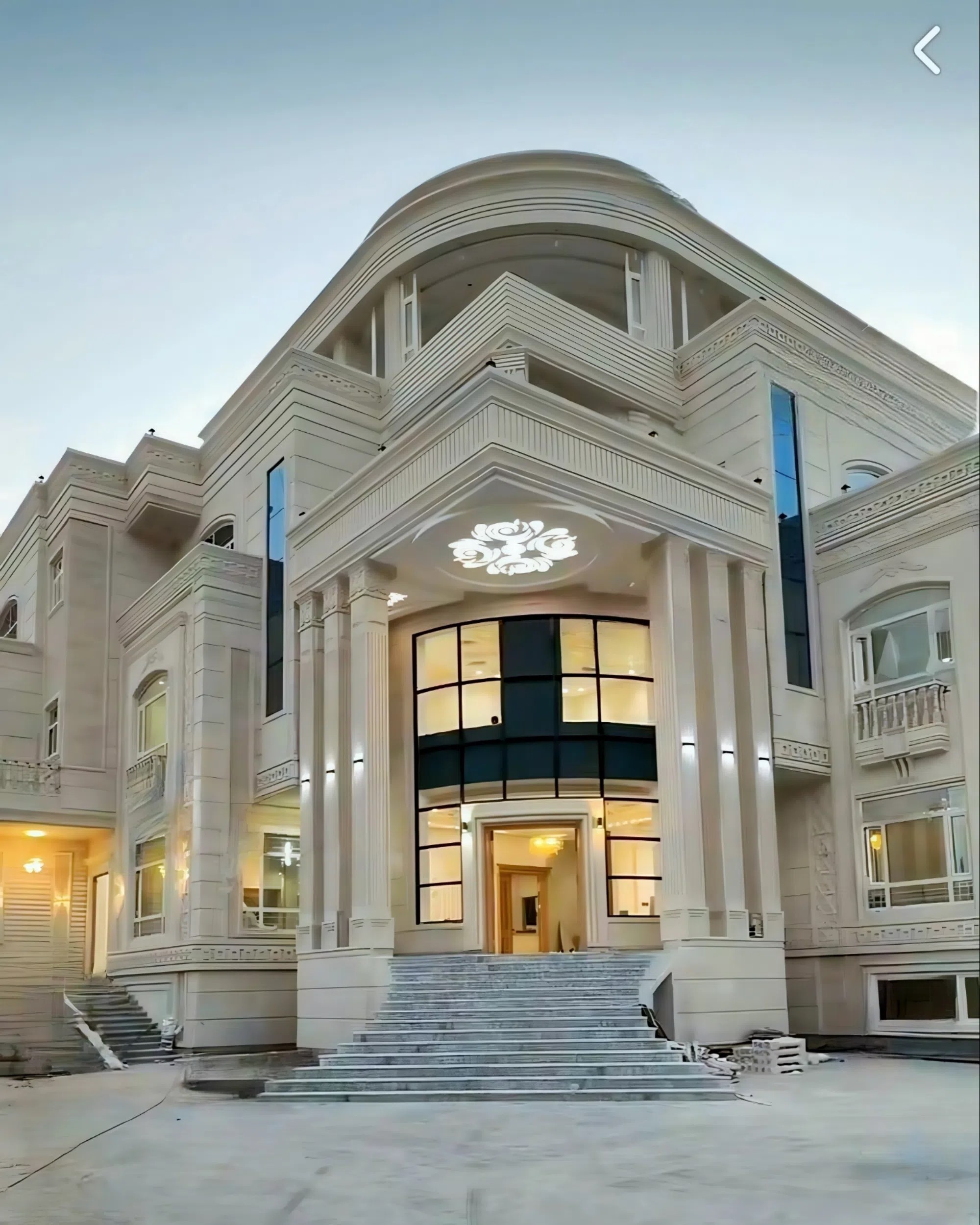 #قصر فخم للبيع مساحة 26 لبنه اروع القصور