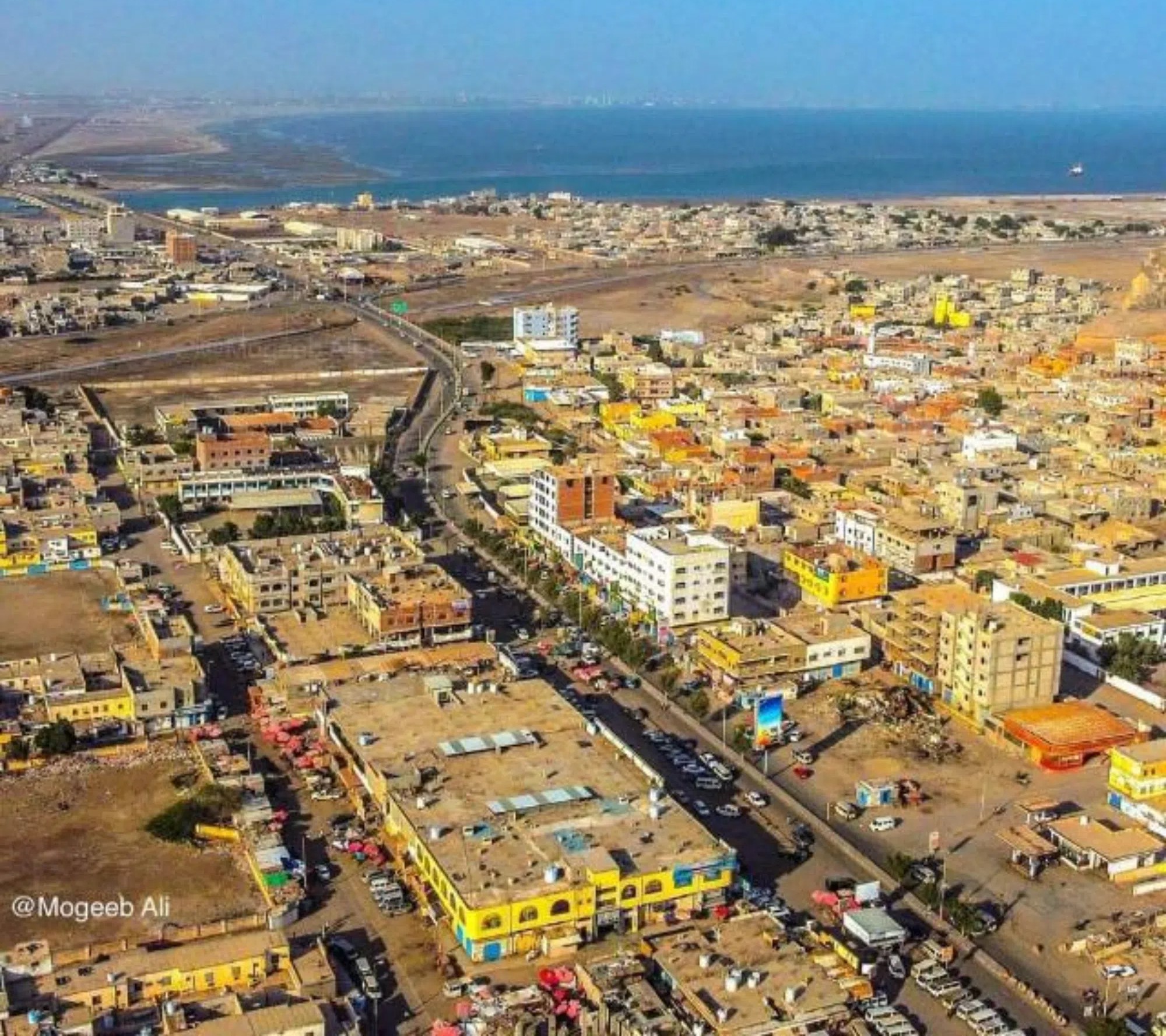 #للبيع شقه كبيره في البريقه