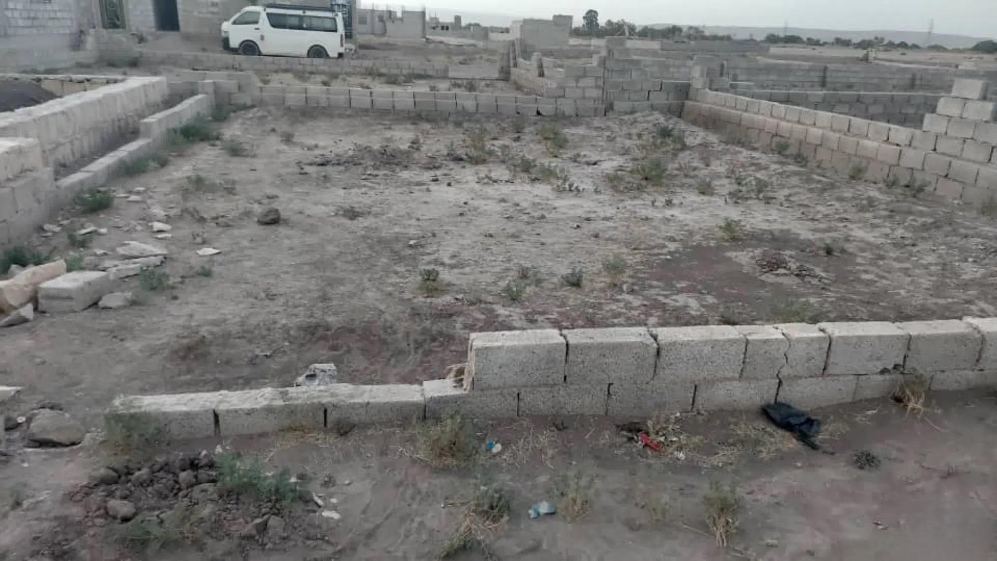 #ارض حر استثماريه ثلاث لبن وبسعر مناسب