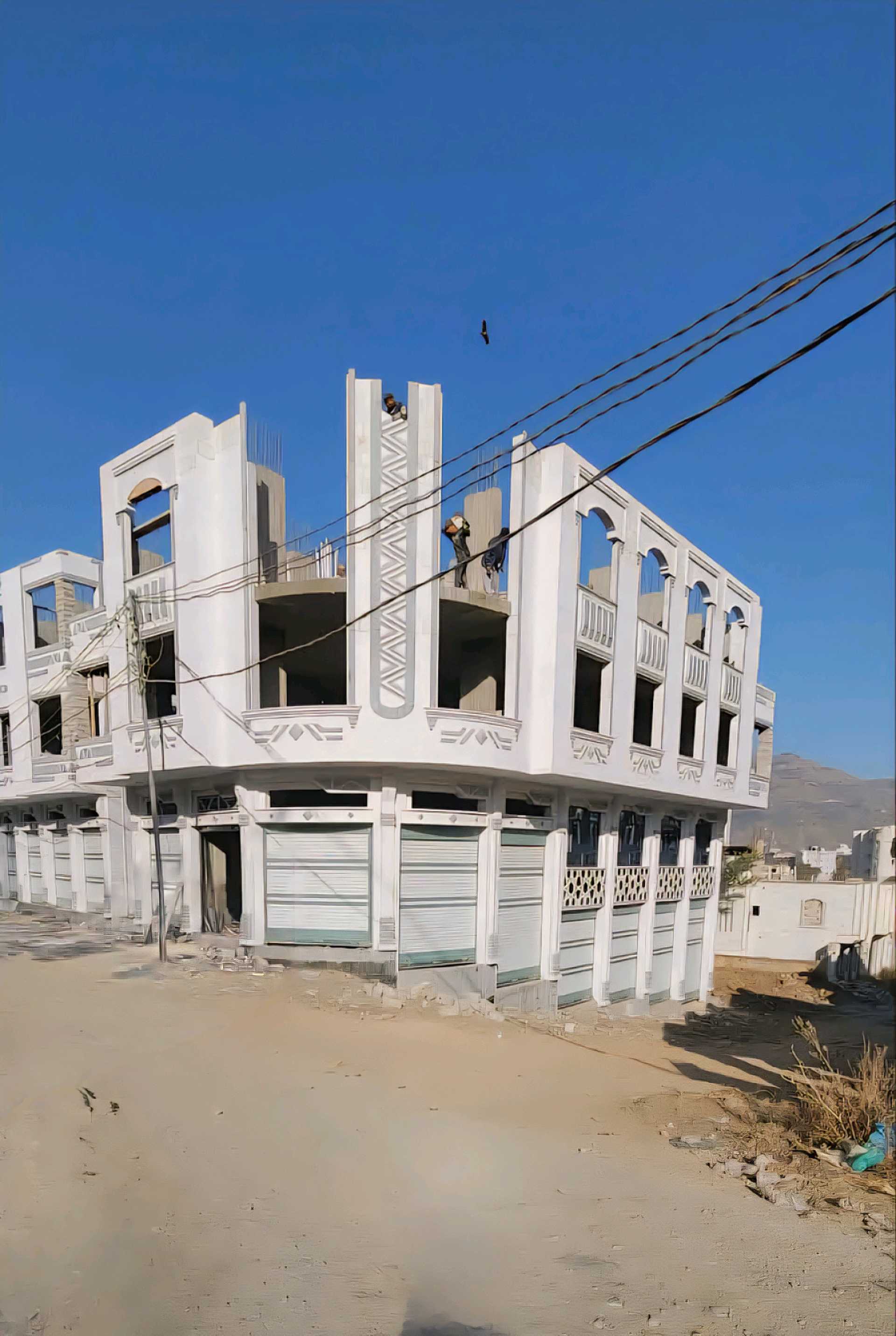 فرصة عقارية في إب - حي الثلاثين