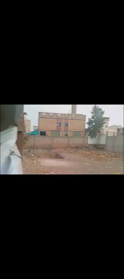 12 لبنه ونص للبيع حر معمده ومرخصه للبناء الاصبحي خلف بهارات ياسين