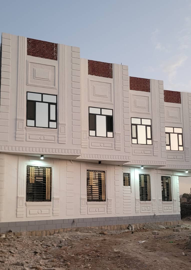 عماره دورين للبيع عرطه شارع مارب