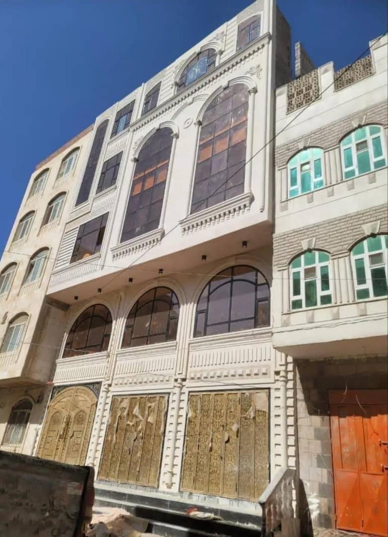 عماره اسثماريه تجاريه للبيع هبره