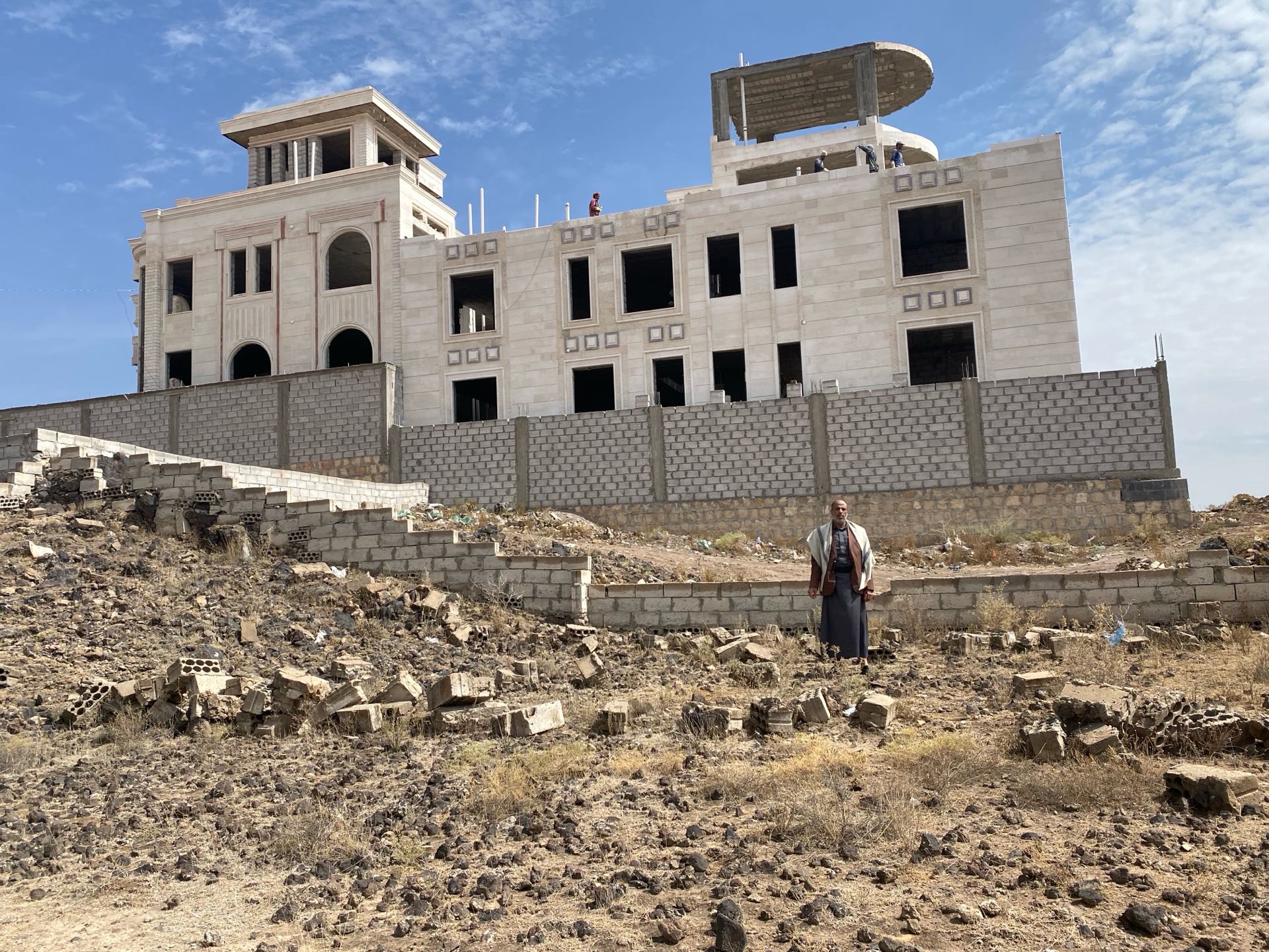 القران جوار مدينة بنك التضامن خلف شارع ٤٨