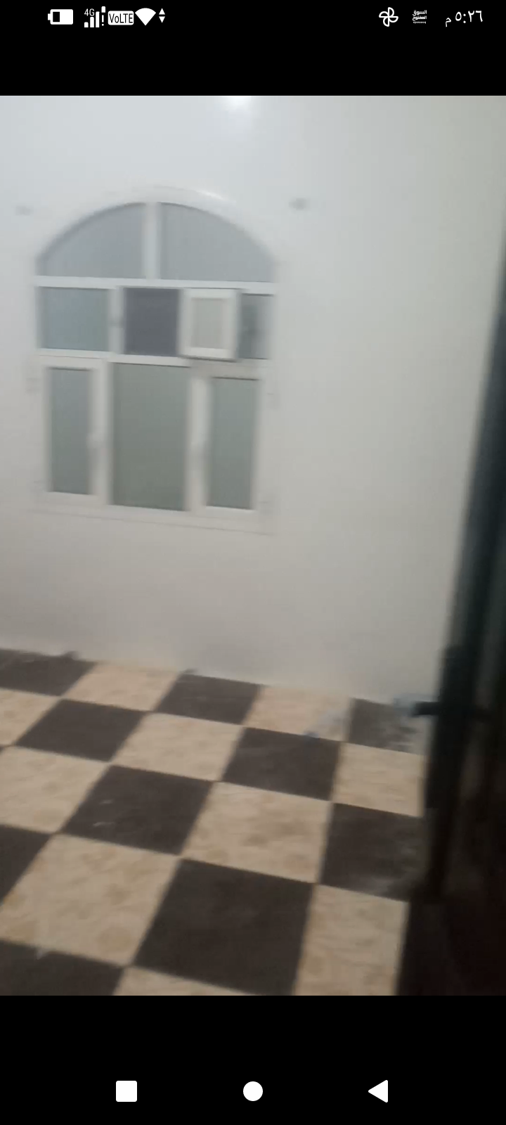 شقه دور اول لوكس للايجار سعوان المربع الذهبس