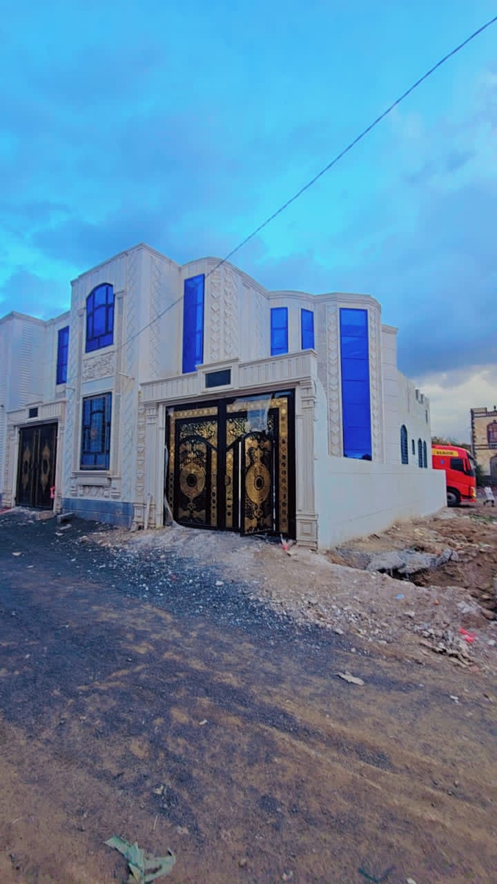 فلة ملكية دورين حجر