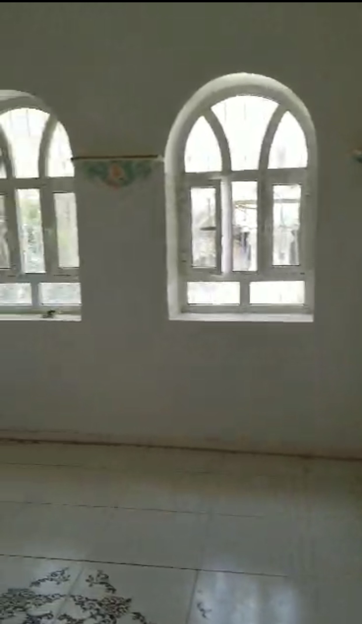 نهاية شارع حده بداية قرية حده بعد فتحة العشاش