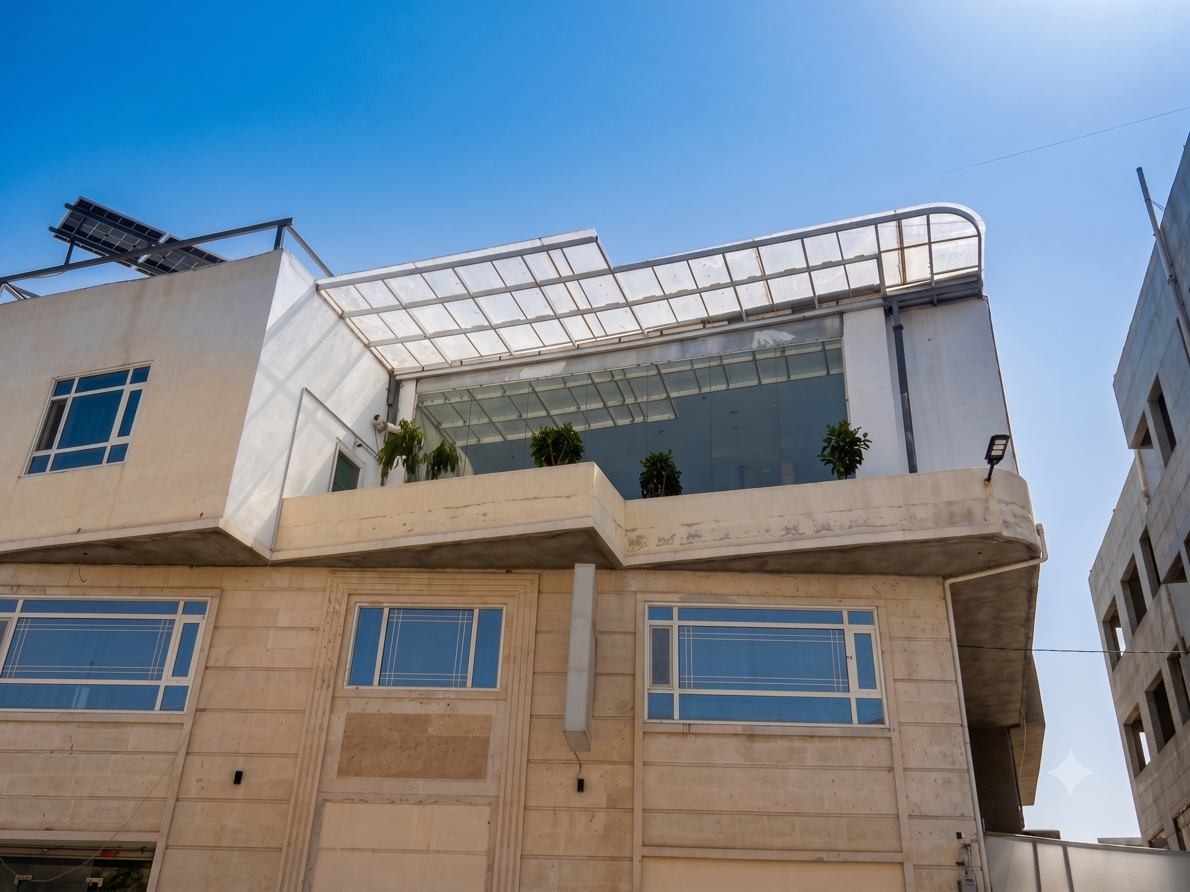 #عمارة استثمارية حاليا هي شاليهات