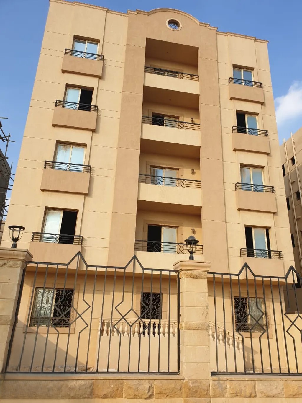 #دوبلكس متشطب للبيع بمنطقة المستثمرين الجنوبية