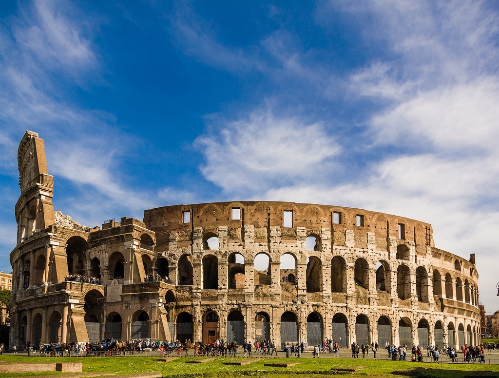 تاريخ بناء الكولوسيوم اكبر واشهر معالم روما التاريخيه