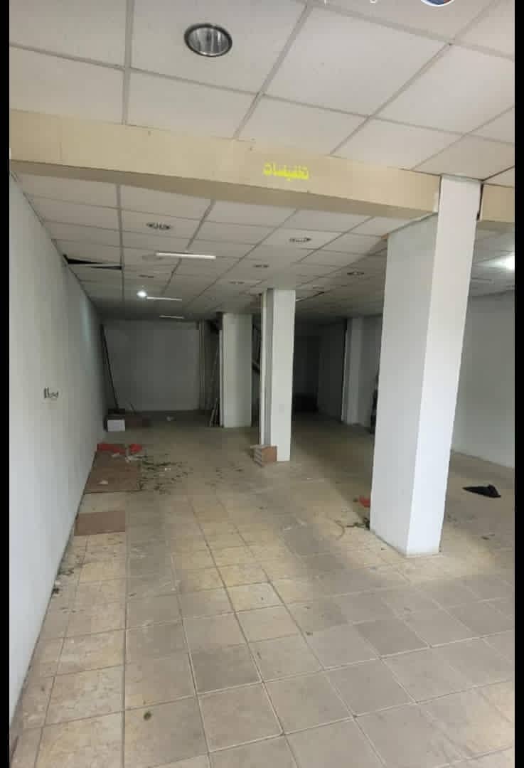 اعلان رقم 562 للايجار محل وسط حده صنعا