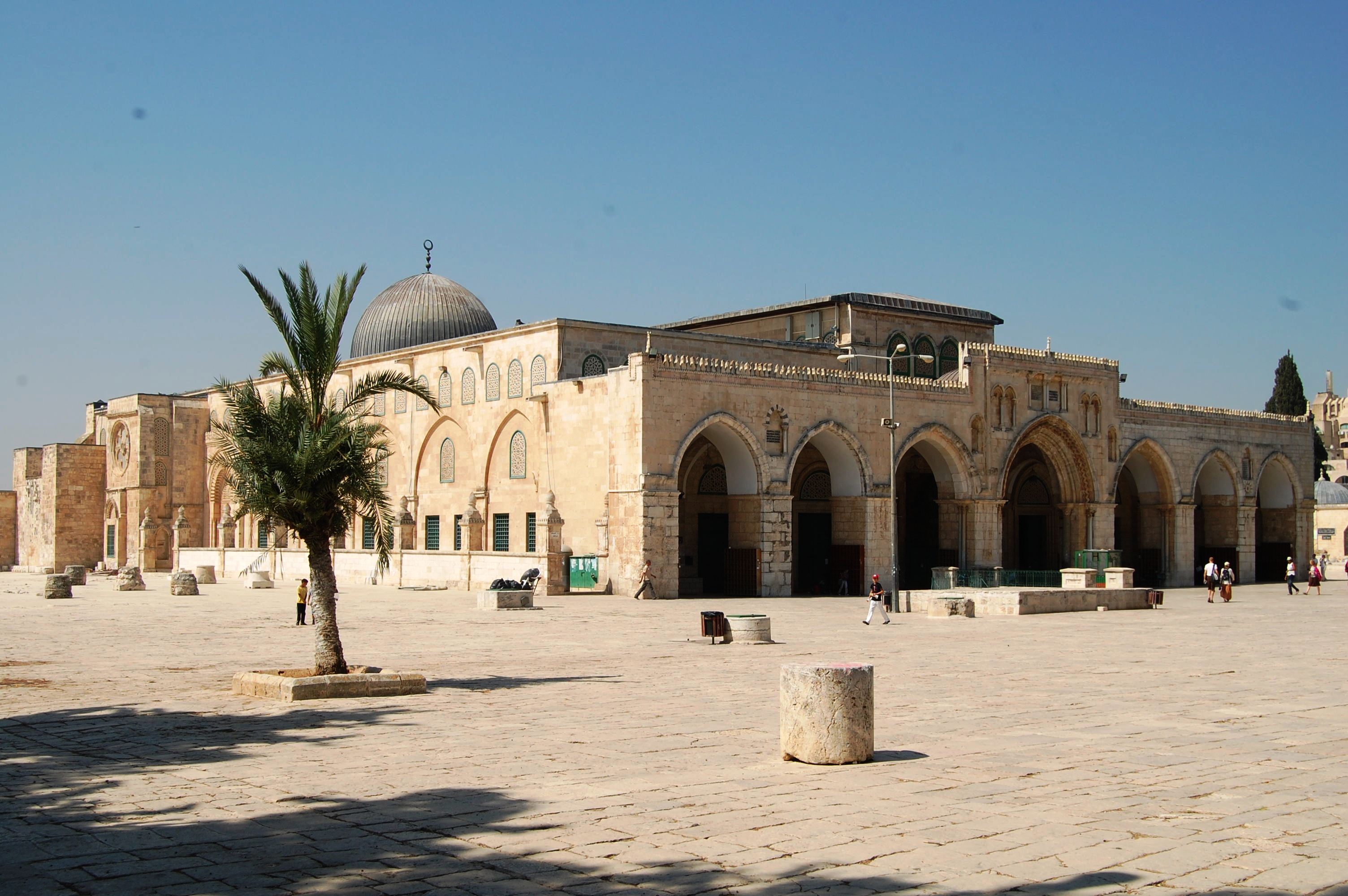 قصة بناء وتاريخ المسجد الاقصى اول القبلتين